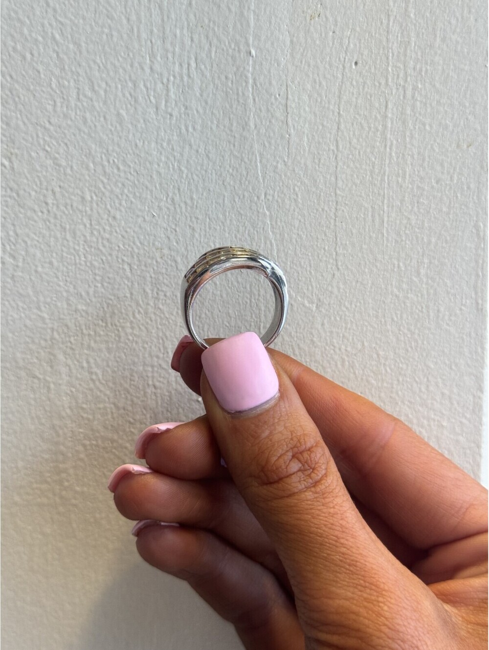 14K WHITE GOLD RING - Picture 7 of 9